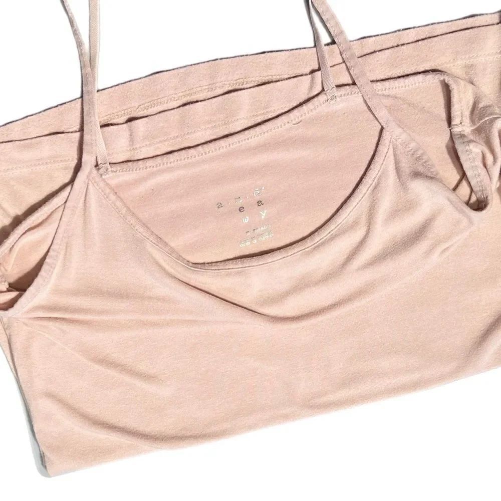 Adjustable Cami - Light Rose (XS) - Picture 5 of 8